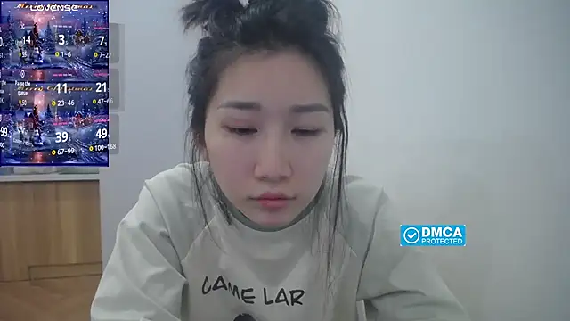 Asiagirll online show from November 21, 2025, 12:48 pm