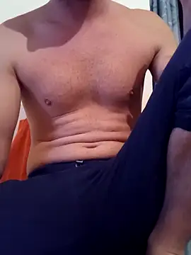 Rolandxxxr online show from January 10, 2025, 12:58 pm