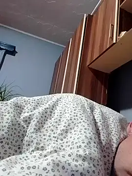 Rolandxxxr online show from March 10, 2025, 5:54 am