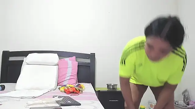 mara2020 69 online show from October 1, 2025, 2:56 pm