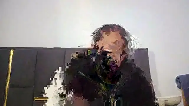 Snapshot of aleixane chatting on June 17, 2026, 10:06 am aleixane online show from June 17, 2026, 10:06 am