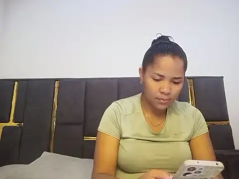 Snapshot of aleixane chatting on July 11, 2026, 6:38 am aleixane online show from July 11, 2026, 6:38 am