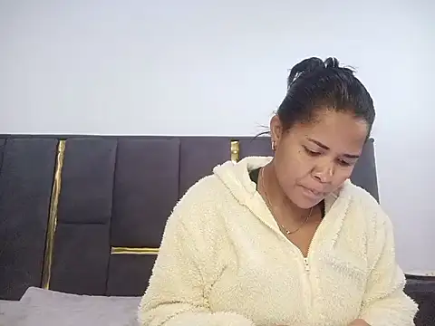 Snapshot of aleixane chatting on July 18, 2026, 7:12 am aleixane online show from July 18, 2026, 7:12 am