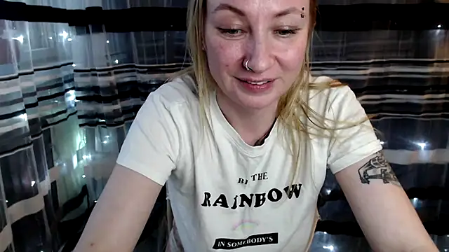 Snapshot of cold_lollipop chatting on January 15, 2025, 1:09 pm cold lollipop online show from January 15, 2025, 1:09 pm