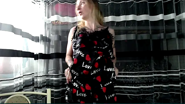 Snapshot of cold_lollipop chatting on September 23, 2025, 5:54 am cold lollipop online show from September 23, 2025, 5:54 am