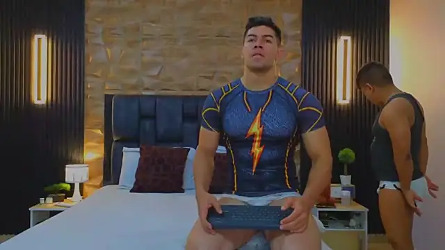 Snapshot of FelipeAndMarcello3 chatting on March 3, 2025, 2:26 pm FelipeAndMarcello3 online show from March 3, 2025, 2:26 pm