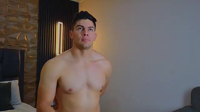 Snapshot of FelipeAndMarcello3 chatting on March 6, 2025, 11:31 pm FelipeAndMarcello3 online show from March 6, 2025, 11:31 pm