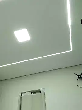 urielpereira online show from November 5, 2025, 11:49 pm