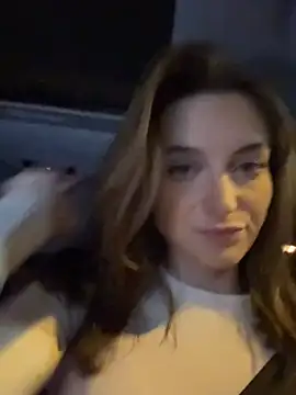 -AngelAri- online show from March 15, 2025, 9:05 pm