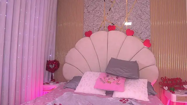 mssburbuja online show from February 6, 2026, 3:11 am