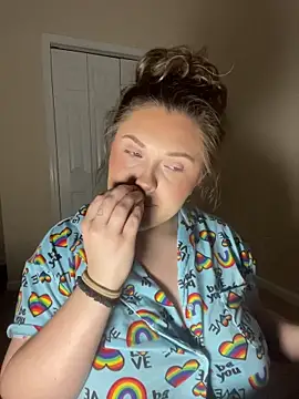 daddyarimm online show from November 18, 2025, 10:47 pm