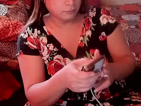 BEMYPROPERTYx online show from December 19, 2025, 8:54 am