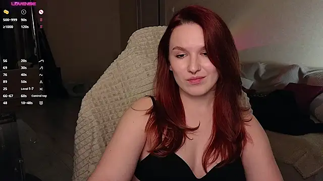 Val lava online show from November 7, 2025, 8:09 pm