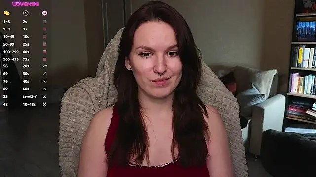 Snapshot of Val_lava chatting on May 25, 2026, 8:26 pm Val lava online show from May 25, 2026, 8:26 pm