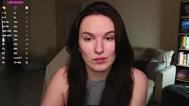 Snapshot of Val_lava chatting on May 28, 2026, 9:23 pm Val lava online show from May 28, 2026, 9:23 pm