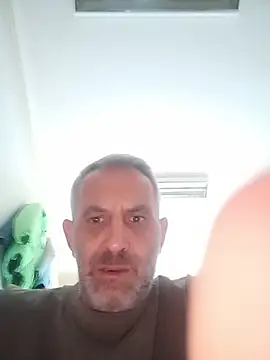 Snapshot of Markmarak chatting on May 31, 2026, 10:33 am Markmarak online show from May 31, 2026, 10:33 am