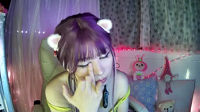 Haru Queenn online show from March 6, 2025, 3:35 am