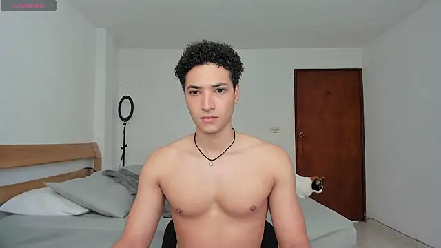 MitchellXD online show from March 5, 2025, 2:45 pm