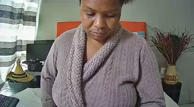 Snapshot of missboobsxx chatting on January 10, 2025, 1:52 pm missboobsxx online show from January 10, 2025, 1:52 pm