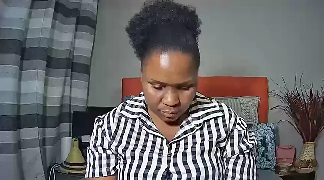 Snapshot of missboobsxx chatting on January 21, 2025, 6:12 pm missboobsxx online show from January 21, 2025, 6:12 pm