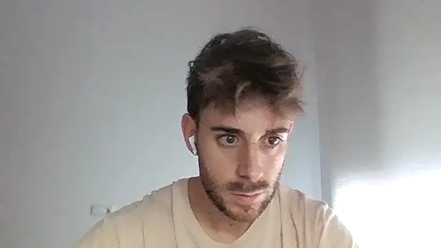 vargas90 online show from October 22, 2025, 8:47 am