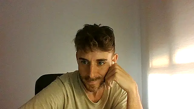 vargas90 online show from October 31, 2025, 11:11 am