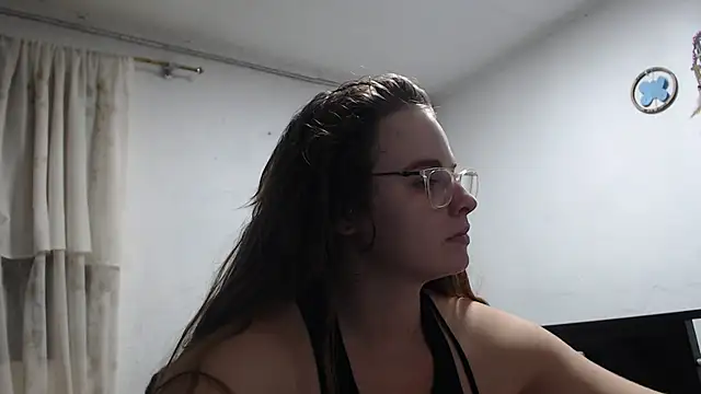 HellenMiyer1111 online show from September 29, 2025, 5:51 pm