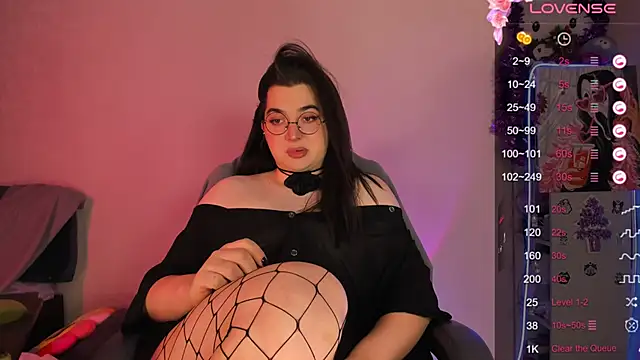 YsabellViveris online show from December 8, 2024, 1:47 pm