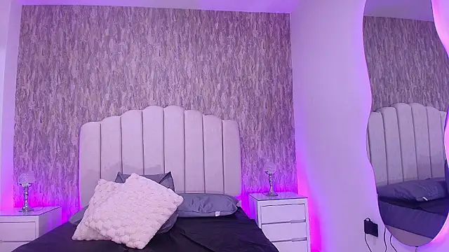 raven lilith  online show from March 27, 2026, 3:12 am