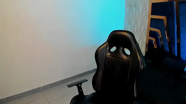 Petesevans online show from November 17, 2025, 11:21 pm