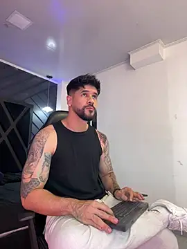 Petesevans online show from April 16, 2026, 11:18 pm