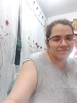 karlythothxh online show from November 23, 2025, 5:24 pm