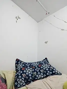 karlythothxh online show from April 1, 2026, 8:48 am