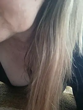 Snapshot of sua_sub_ chatting on May 11, 2026, 10:51 pm sua sub online show from May 11, 2026, 10:51 pm