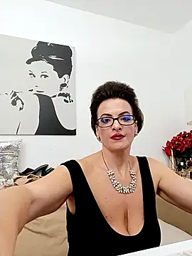 RebeccaNoble online show from November 21, 2025, 8:07 pm