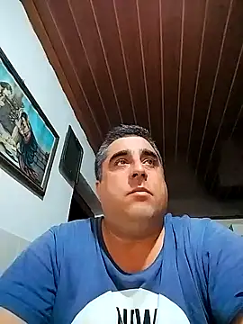 Snapshot of ADRIAN_ADI40 chatting on February 14, 2025, 7:07 am ADRIAN ADI40 online show from February 14, 2025, 7:07 am