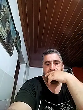 Snapshot of ADRIAN_ADI40 chatting on March 17, 2026, 6:39 am ADRIAN ADI40 online show from March 17, 2026, 6:39 am