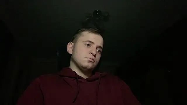 sweaticeboy online show from December 6, 2024, 7:23 pm