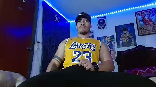 Danielsbigcum online show from February 21, 2025, 1:44 pm