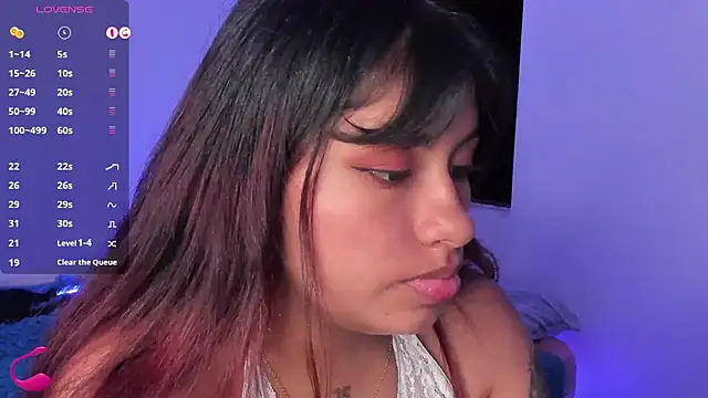 Snapshot of ChantalPetit chatting on January 23, 2025, 1:08 am ChantalPetit online show from January 23, 2025, 1:08 am