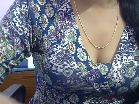 Your wild Dia online show from February 9, 2026, 5:33 am