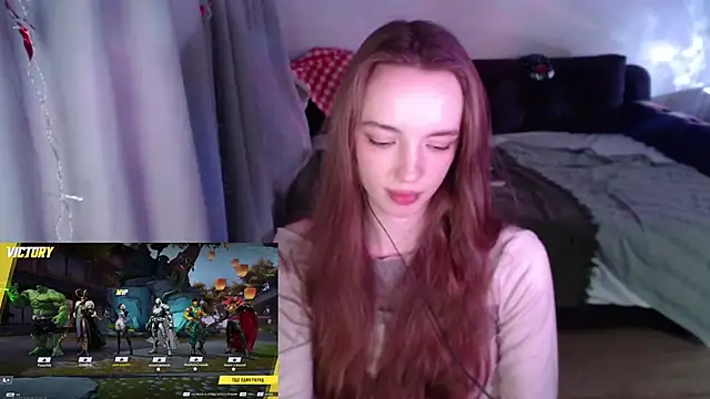 Weeissy online show from February 1, 2025, 8:37 pm