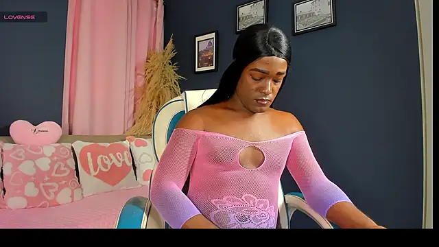 Snapshot of SammyGirlTS chatting on June 30, 2026, 12:17 pm SammyGirlTS online show from June 30, 2026, 12:17 pm
