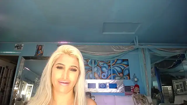 ADRIANNA FOX online show from February 16, 2025, 9:15 am