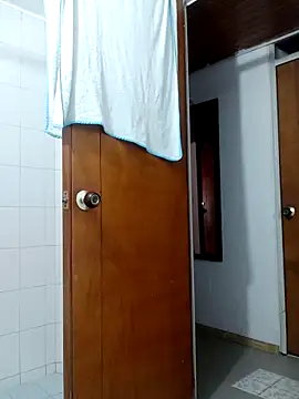 Vicky Rosse online show from February 12, 2025, 4:33 pm