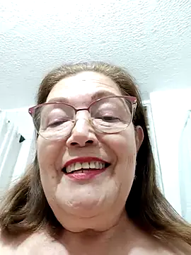 Vicky Rosse online show from March 11, 2025, 5:02 pm