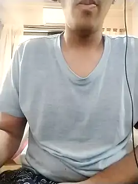 otyboy12 online show from December 18, 2024, 7:04 am