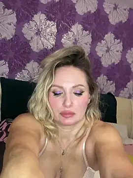 AngelOxy online show from December 19, 2024, 4:46 pm