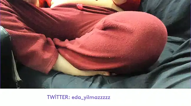 sexy modelll online show from March 6, 2025, 1:03 pm