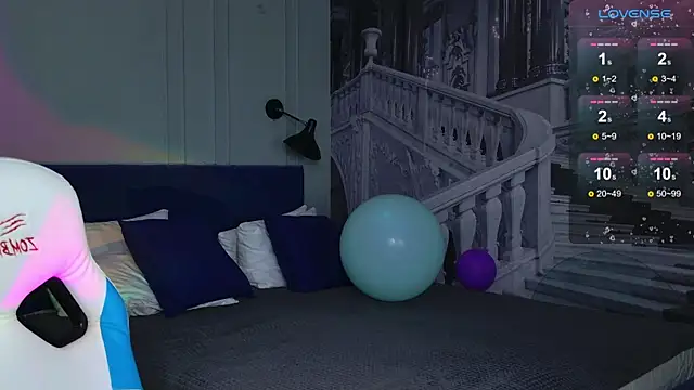 Ramona    online show from December 2, 2025, 6:19 am